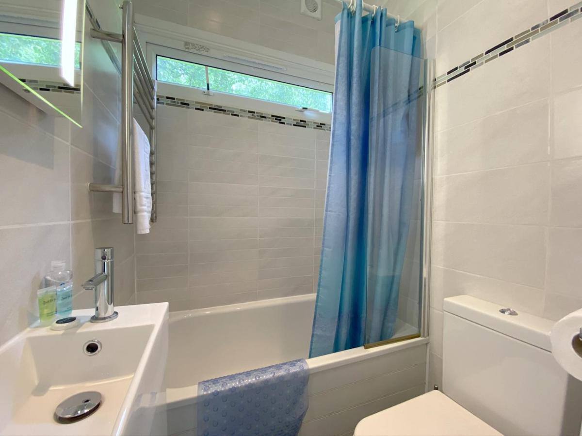 Pass The Keys Gower Beach Staycation Caswell Bay - Sleeps 4 Σουόνσι Εξωτερικό φωτογραφία